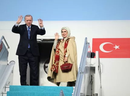 Cumhurbaşkanı Erdoğan Arnavutluk'a Gitti; Tiran Sokakları Ziyaret Öncesi Bayraklarla Süslendi