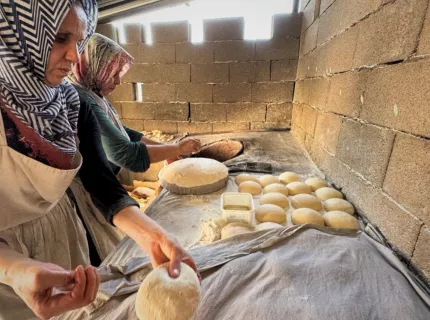 Hatay'daki Kadınlar İyilik Tandırı Projesiyle Hem Kazanıyor Hem Yardım Ediyor