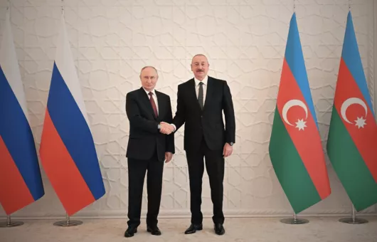 Putin ve Aliyev, Bakü'de Bir Araya Geldi